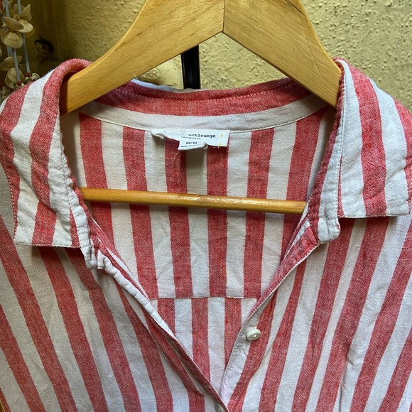 Red/ White Stripes Tops.Size- M - Picture 6 of 14